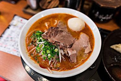 玩家点赞！日本父亲亲手打造残障专用手柄给儿子玩《马车：世界》